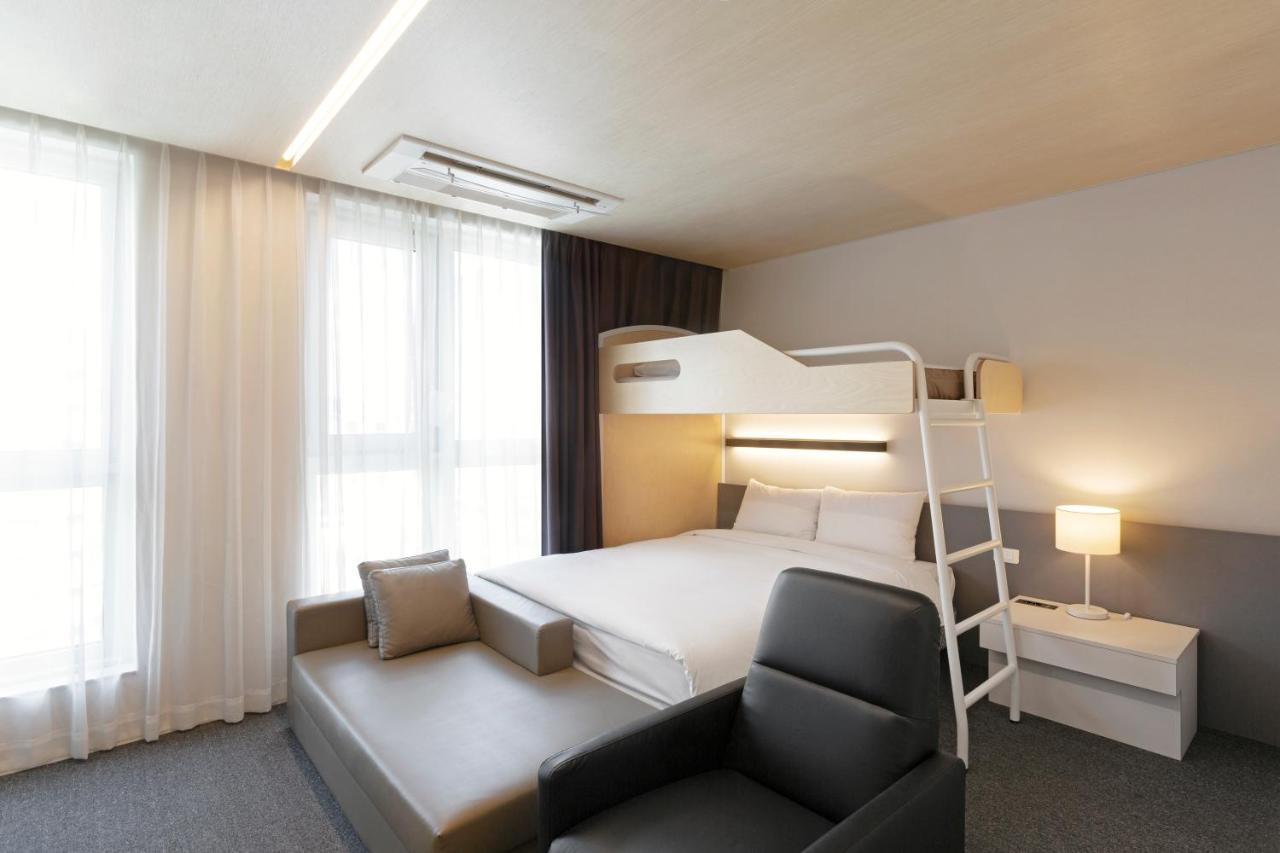 Grand City Hotel Changwon Eksteriør billede