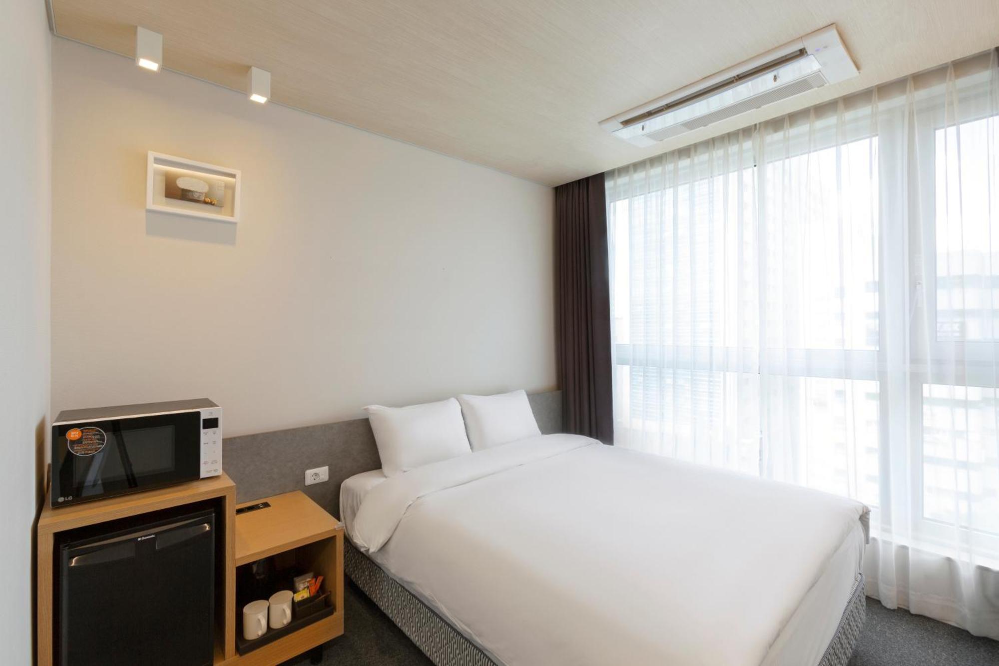 Grand City Hotel Changwon Eksteriør billede
