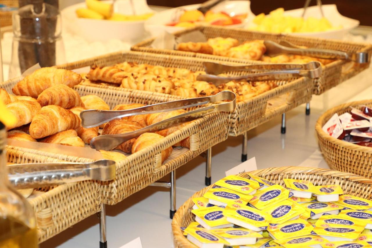 Grand City Hotel Changwon Eksteriør billede