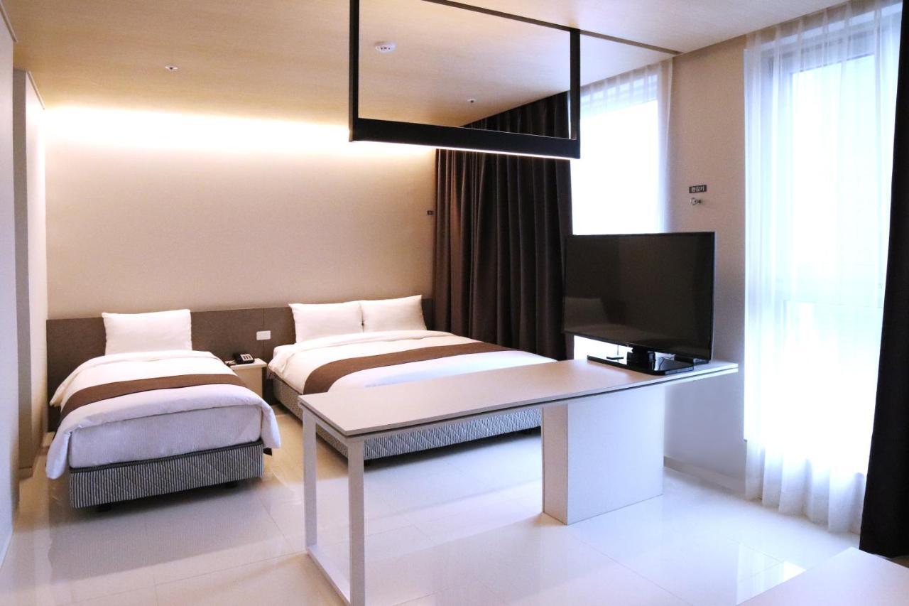 Grand City Hotel Changwon Eksteriør billede